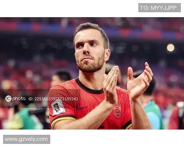 哪个足球明星在直播平台上最活跃引发球迷热议 哪个足球明星在直播平台上最活跃引发球迷热议