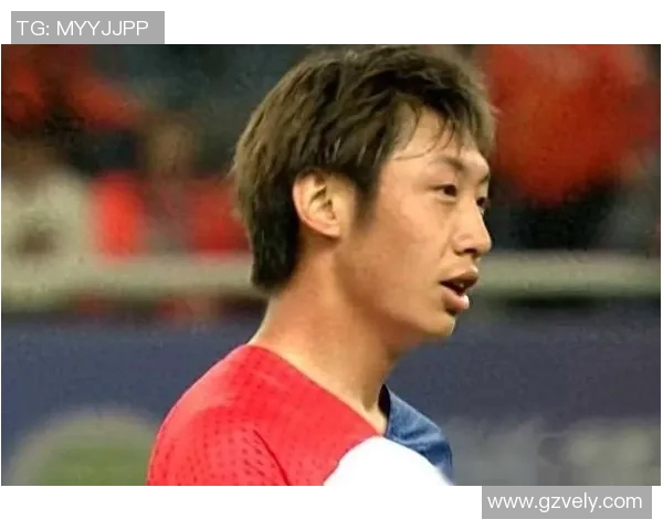 斜眼足球明星盘点那些在绿茵场上闪耀的独特球员