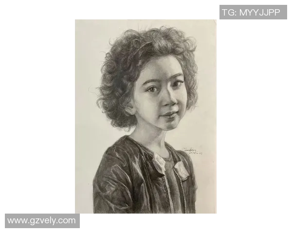 足球明星魅力尽显半身像素描艺术之美探秘 足球明星魅力尽显半身像素描艺术之美探秘